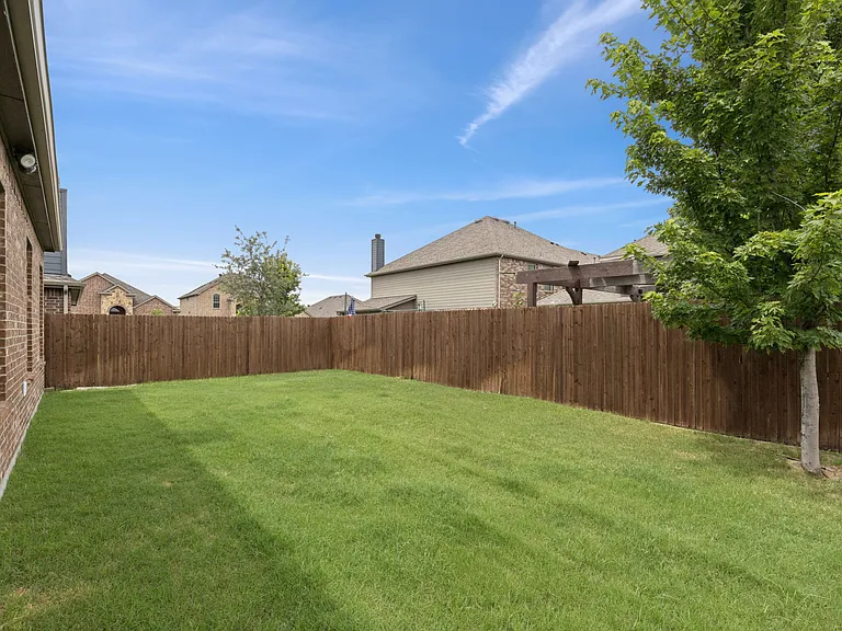 4112 Wavertree Rd — Photo 28