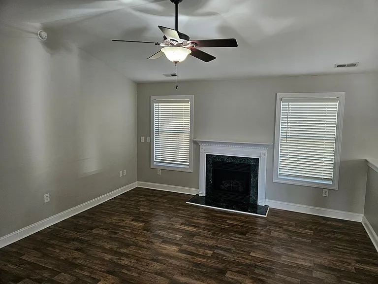 520 Texanna Way — Photo 7