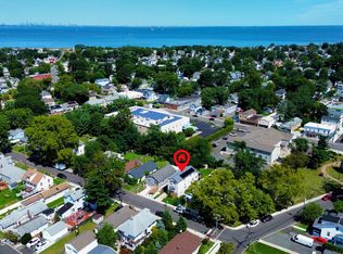 8 Lincoln Court, Keansburg, NJ 07734