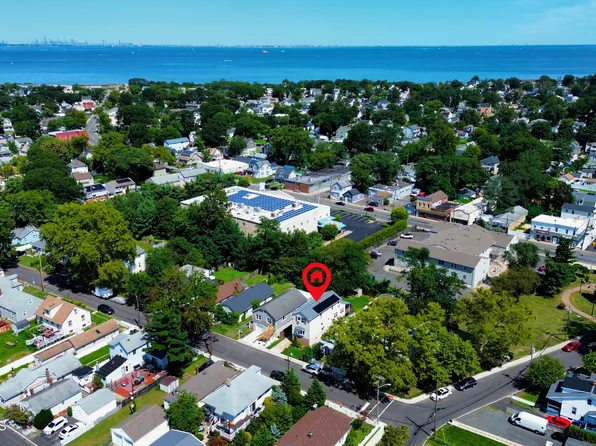 8 Lincoln Court, Keansburg, NJ 07734