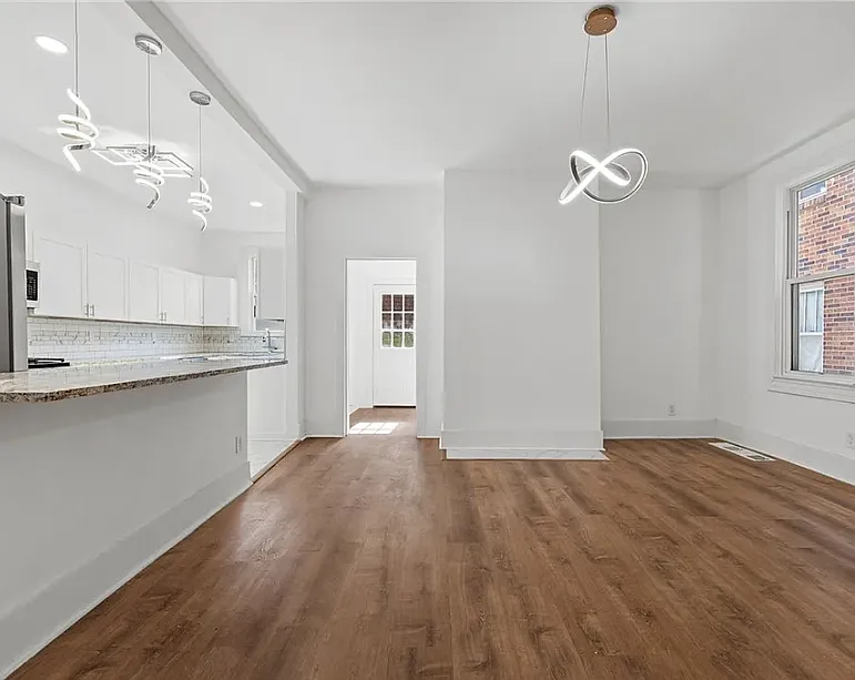 74 East Crafton Avenue - 1 — Photo 4