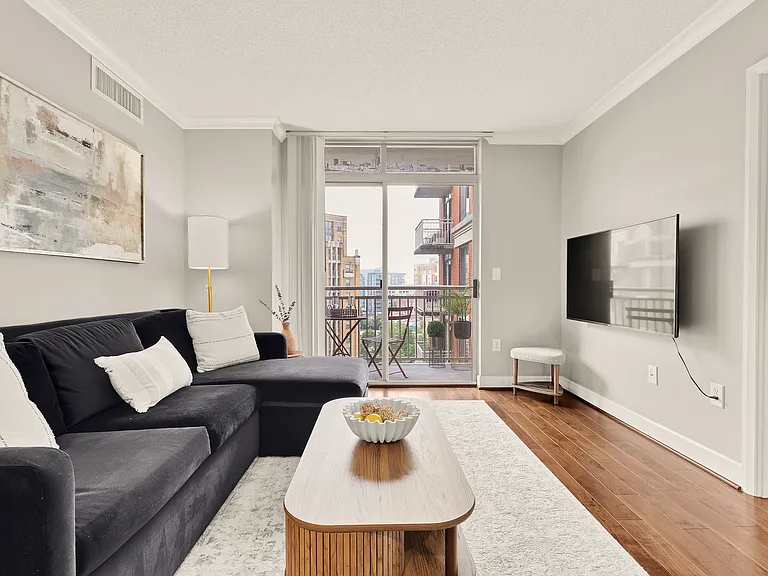 1220 N Fillmore St #810 — Photo 14