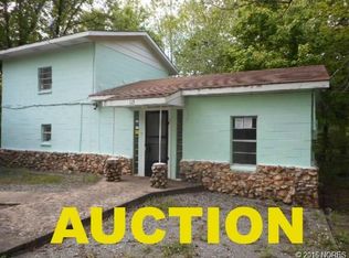 110 E 1st St, Peggs, OK 74441