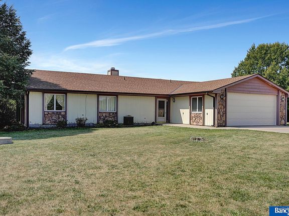 3rd image of 8001 S 56th St