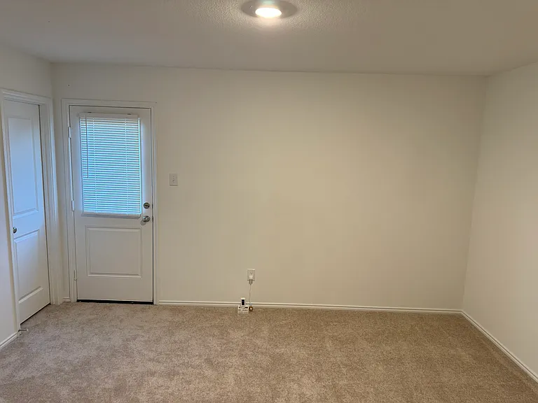 132 Jethro Ln — Photo 6