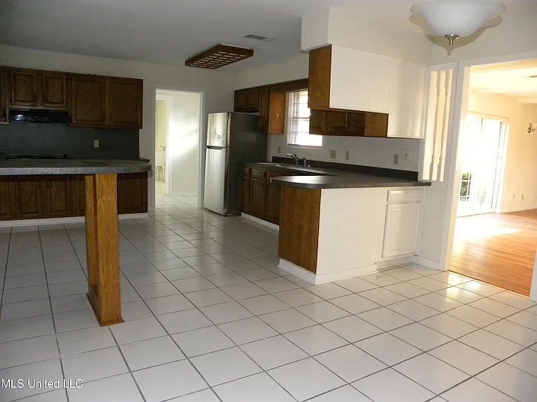 2507 Parkway Rd — Photo 14