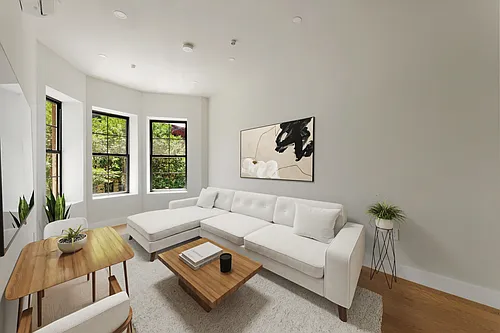 2111 Regent Pl #2F Photo 1
