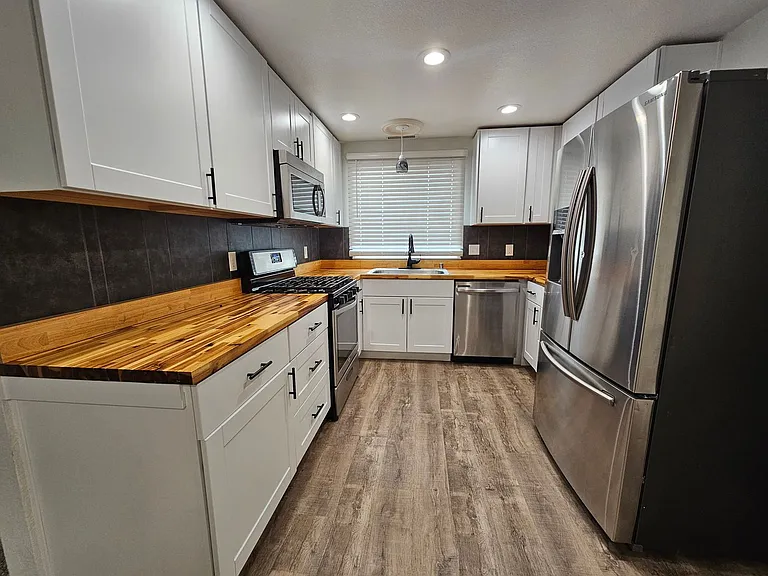 519 Rawe Peak Dr — Photo 6