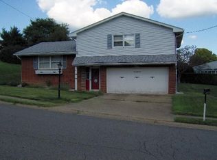 253 E Parkway St, Weirton, WV 26062