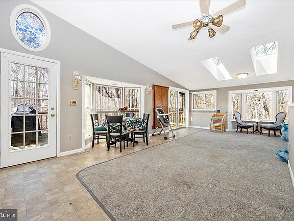 3rd image of 12644 Jesse Smith Rd