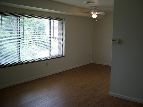 2nd image of 5398 Main St APT 10