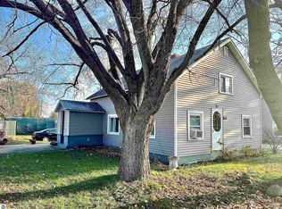 205 Oak St, Kalkaska, MI 49646