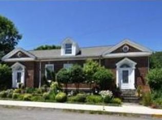 301 Center Ave, Jim Thorpe, PA 18229