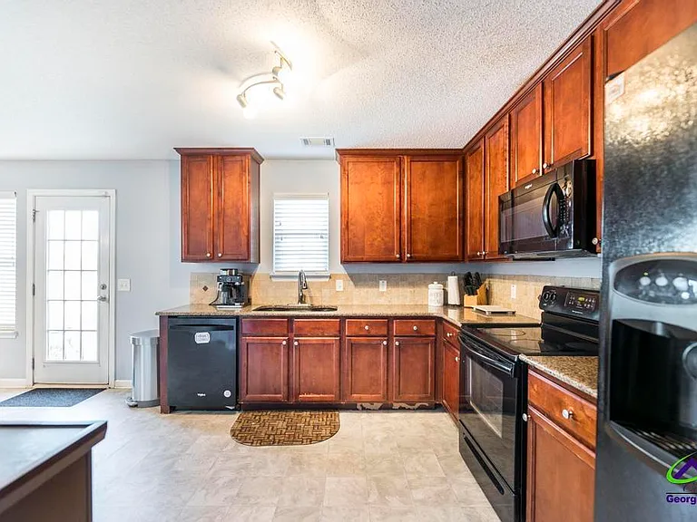 307 Timberwind Dr — Photo 7