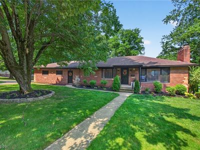 488 Strader Rd, Akron, OH, 44305