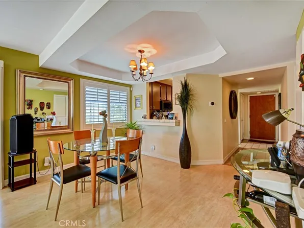 535 W 4th St APT 201, Long Beach, CA 90802