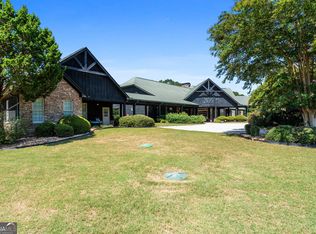 533 Kenwood Rd, Fayetteville, GA 30214