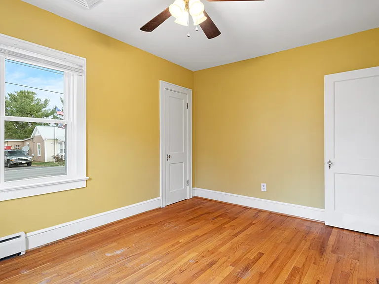 501 Park St — Photo 22