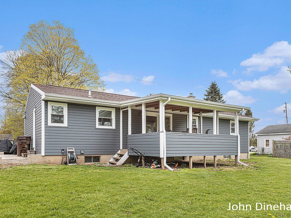 237 S Higbee St Lyons, MI, 48851 Apartments for Rent Zillow