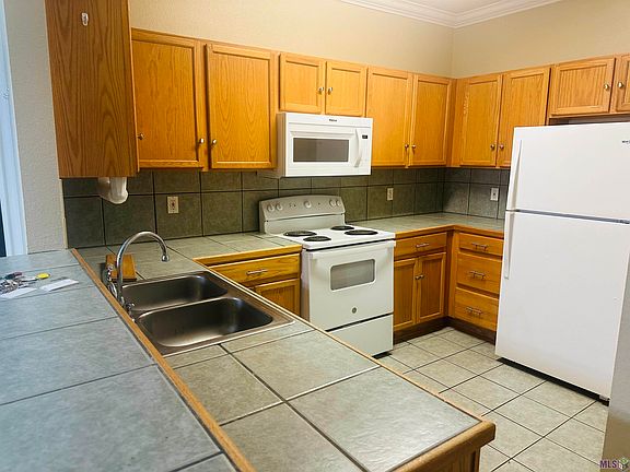 2nd image of 710 E Boyd Dr APT 205