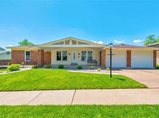 4810 Broad Oak Dr, Saint Louis, MO