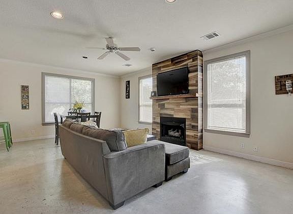 4th image of 3005 Norfolk Dr