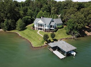 8903 Burnt Chimney Rd, Wirtz, VA 24184