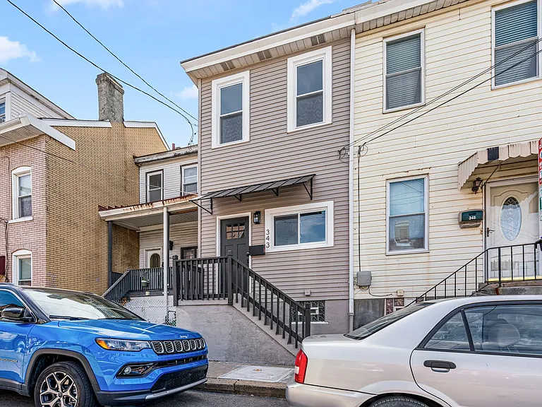 343 Ella St — Photo 15