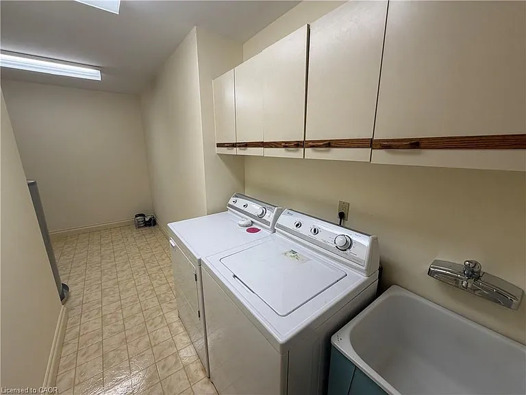 2220 Lakeshore Rd #25 — Photo 20