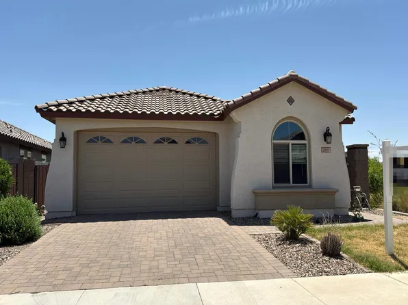 2885 W Lyman Dr, San Tan Valley, AZ 85142