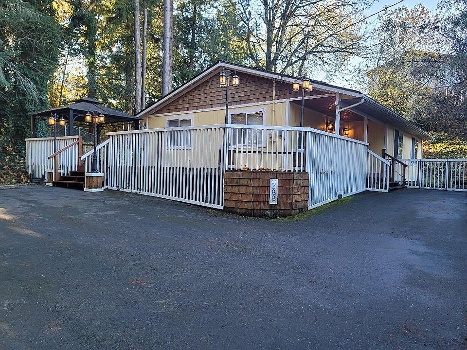 Private serene setting at the end of a one house street