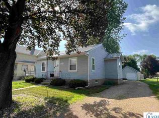 1066 1st Ave S, Saint James, MN 56081