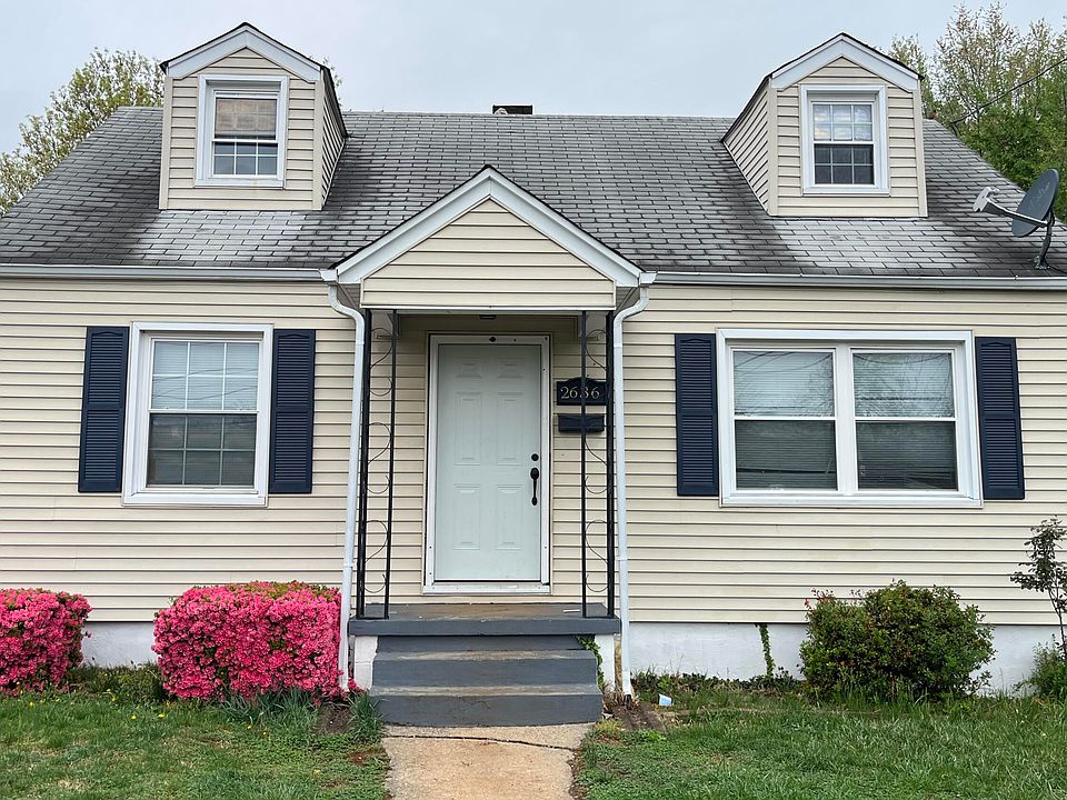 1st image of 2636 Dorchester Dr NW