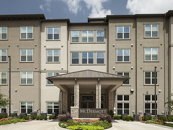 Welcome home to McDermott 55_luxury senior living in Plano.