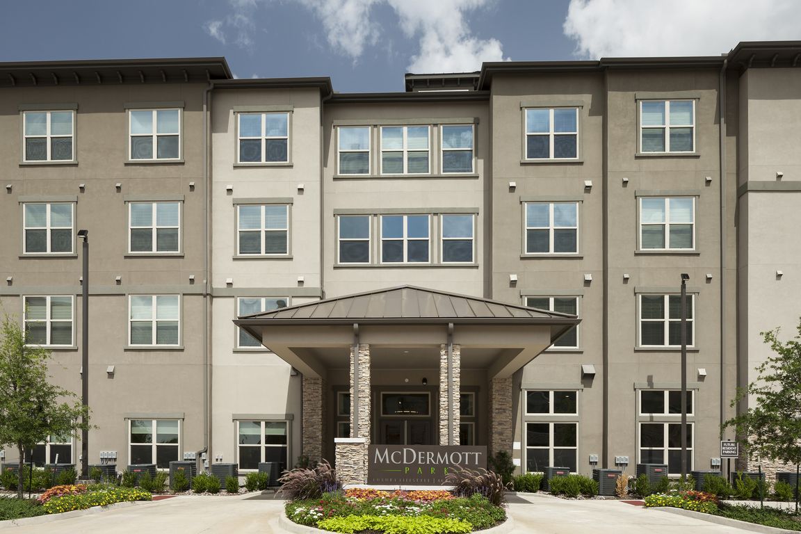 Welcome home to McDermott 55_luxury senior living in Plano.