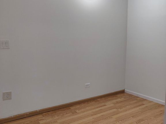 Den (formal room without window)