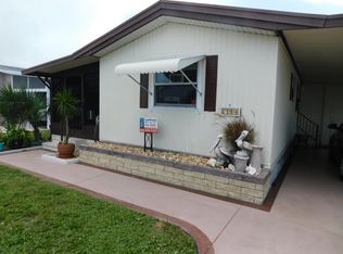 735 Jacaranda Cir, Venice, FL 34285