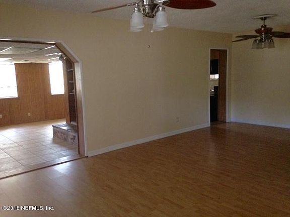 2nd image of 2320 Lake Lucina Dr E