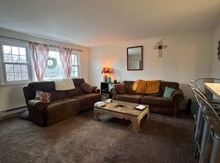 407 Beech Rd APT B, Wallingford, PA 19086