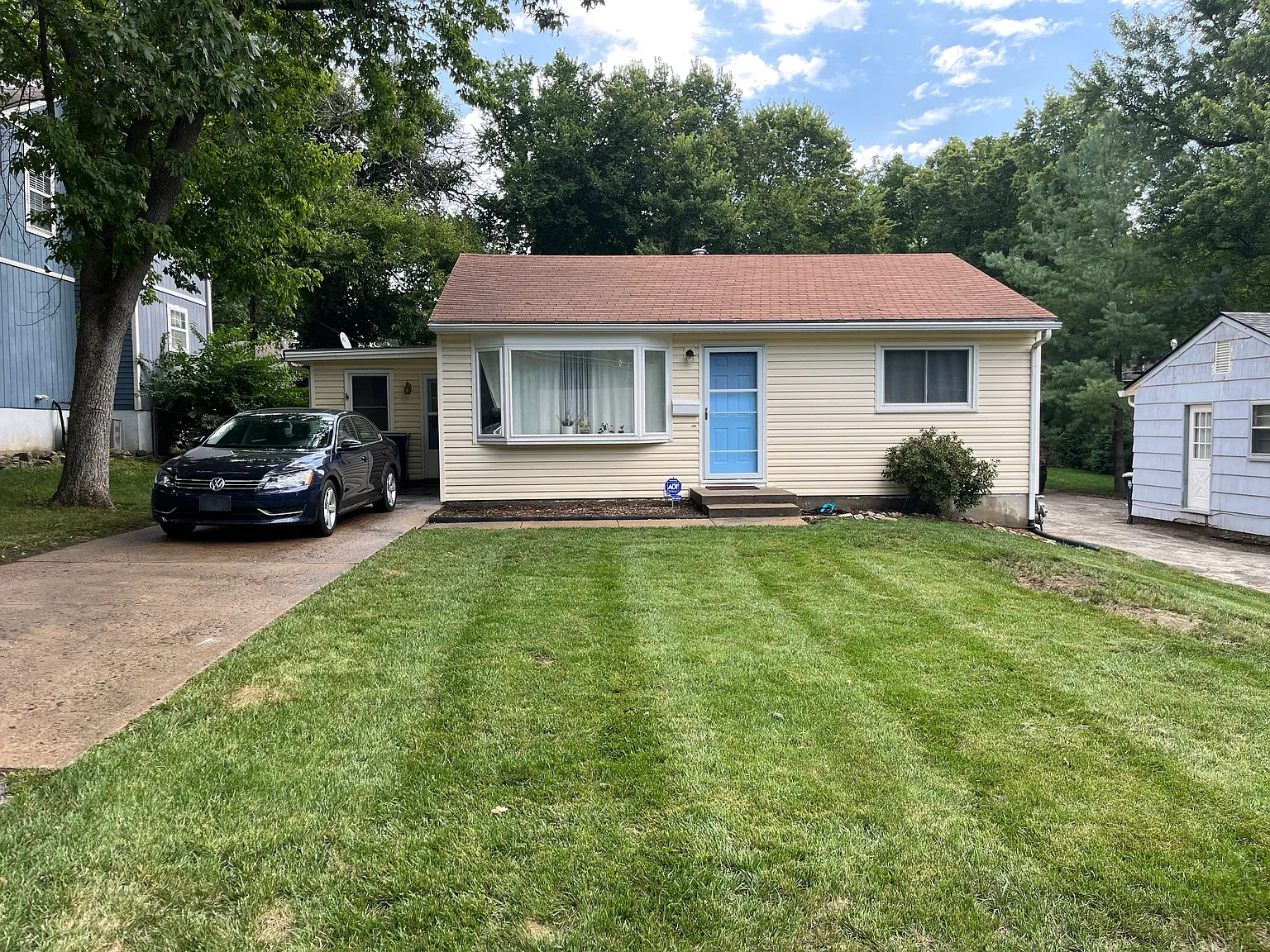 9007 Main St — Photo 3