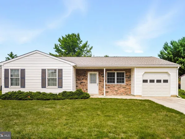 5637 Crabapple Dr, Frederick, MD 21703