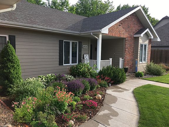 2nd image of 2520 Sunset Dr