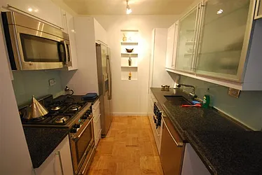 Rented by Luxury Habitat