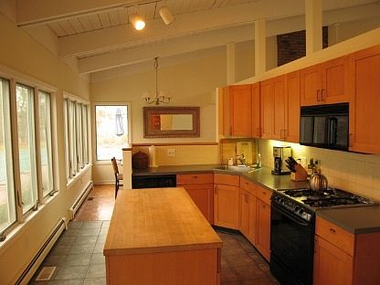 3rd image of 22 Peconic Hills Ct
