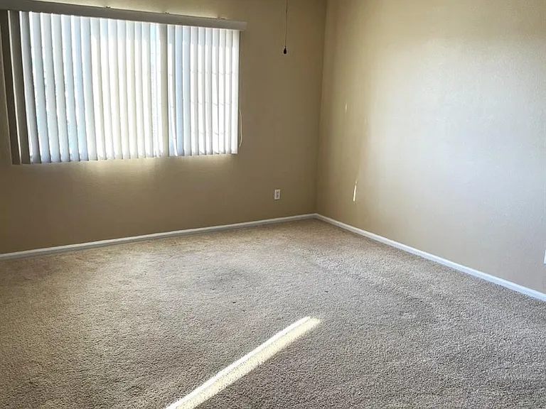 19050 E Crestridge Cir — Photo 6