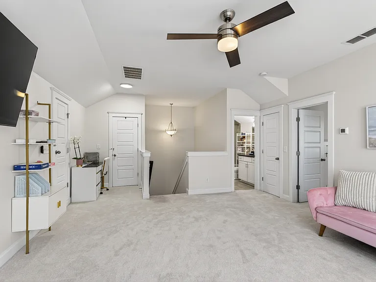 Bonus Room