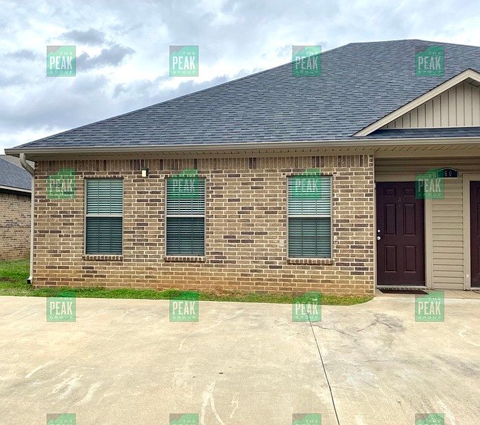 2nd image of 91 Private Road 13261 Unit B