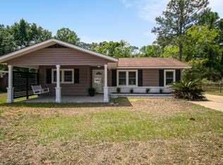 211 Ridgeway Dr, Gulfport, MS 39507