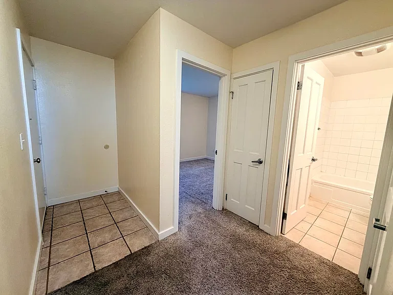 804 Market St — Photo 4