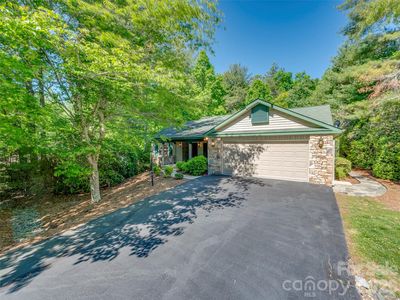 23 Tall Pines Rd, Hendersonville, NC, 28739